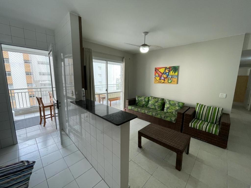 Lindo Apartamento A 50 Metros Da Praia Гуаружа Экстерьер фото